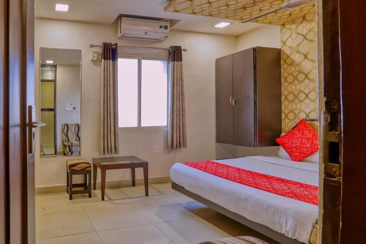 Hotel Galaxy Indore Extérieur photo