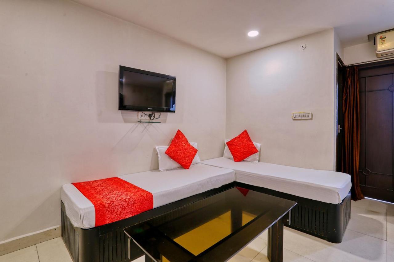 Hotel Galaxy Indore Extérieur photo