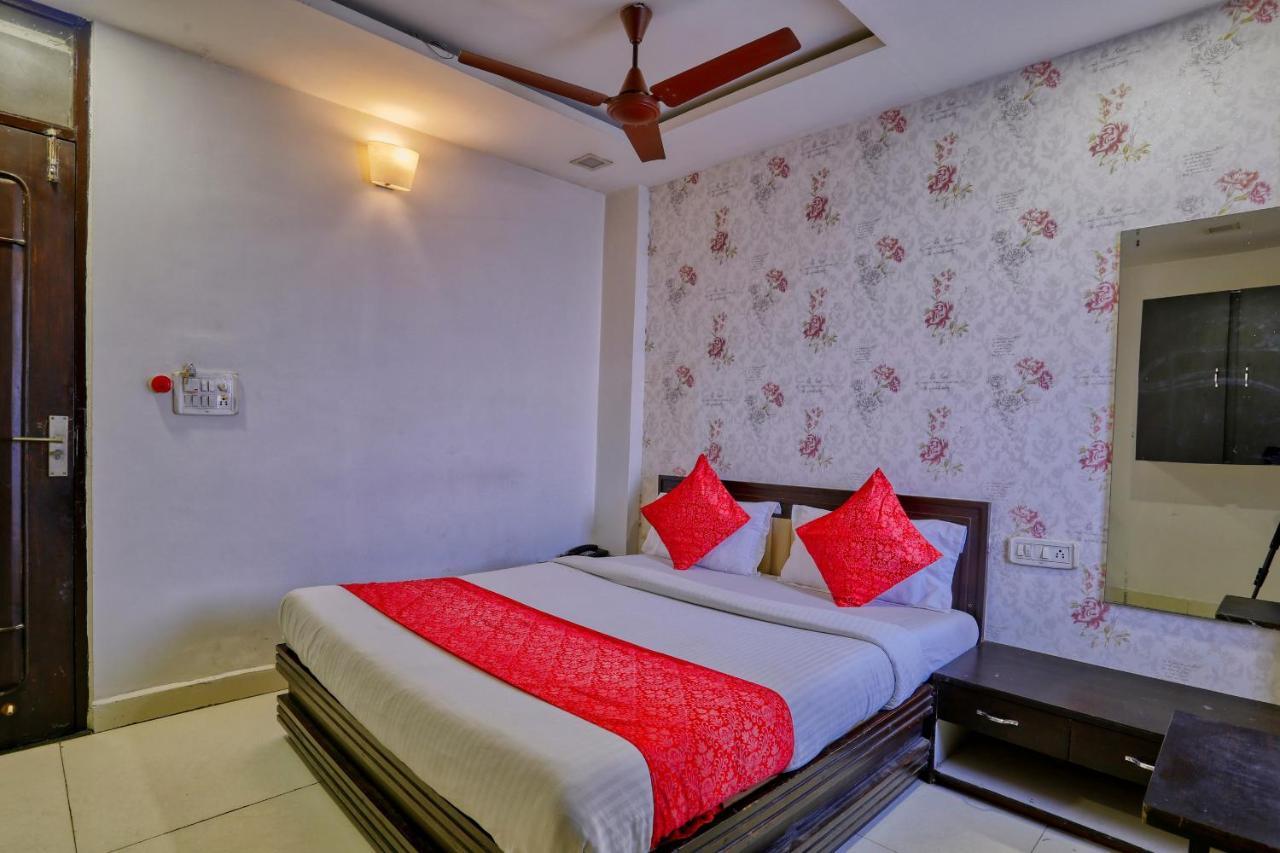 Hotel Galaxy Indore Extérieur photo