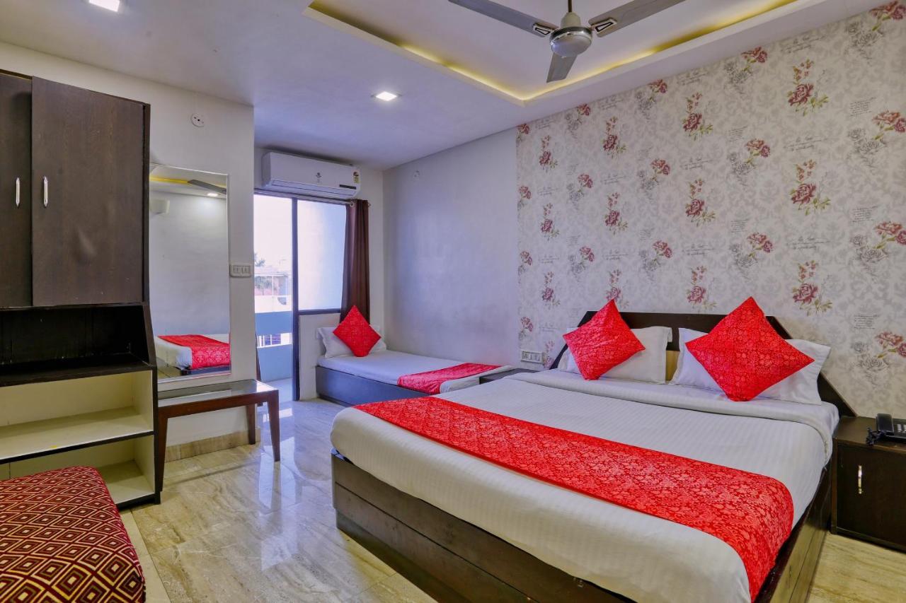 Hotel Galaxy Indore Extérieur photo