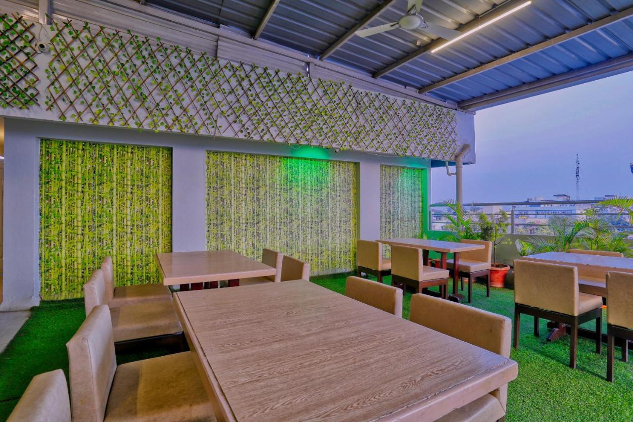 Hotel Galaxy Indore Extérieur photo