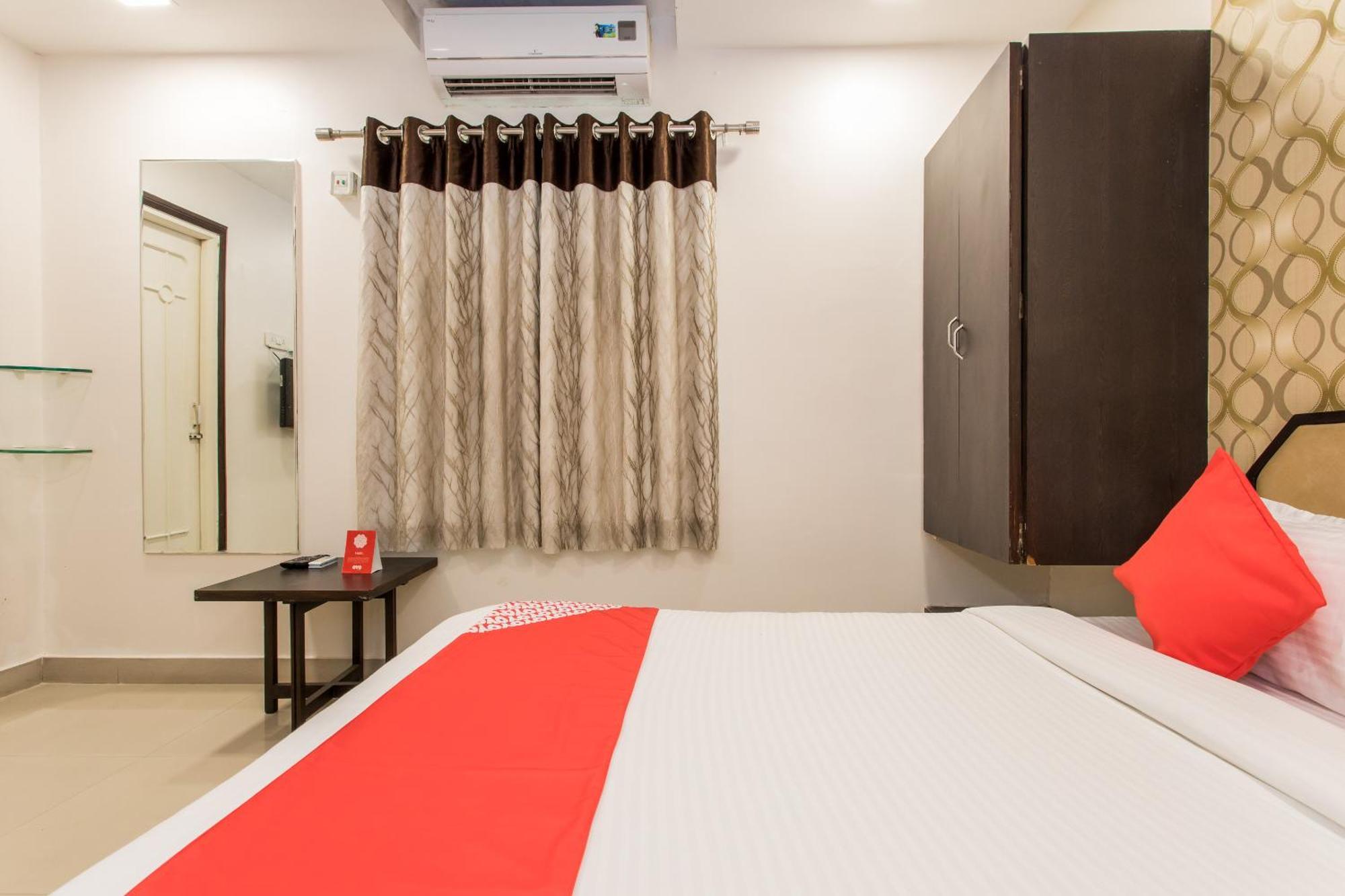 Hotel Galaxy Indore Extérieur photo